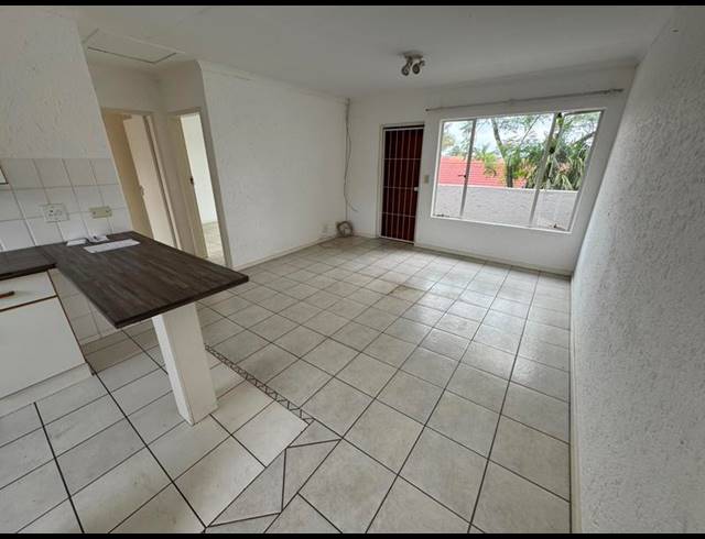 2 BEDROOM TOWNHOUSE FOR SALE IN GLEN MARAIS